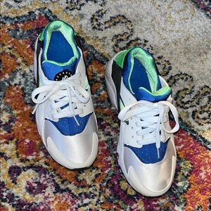 Nike Huarache Kids Sneakers in Blue, White, and Green